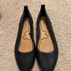 Lucky Brand Black Stud Detail Flats
